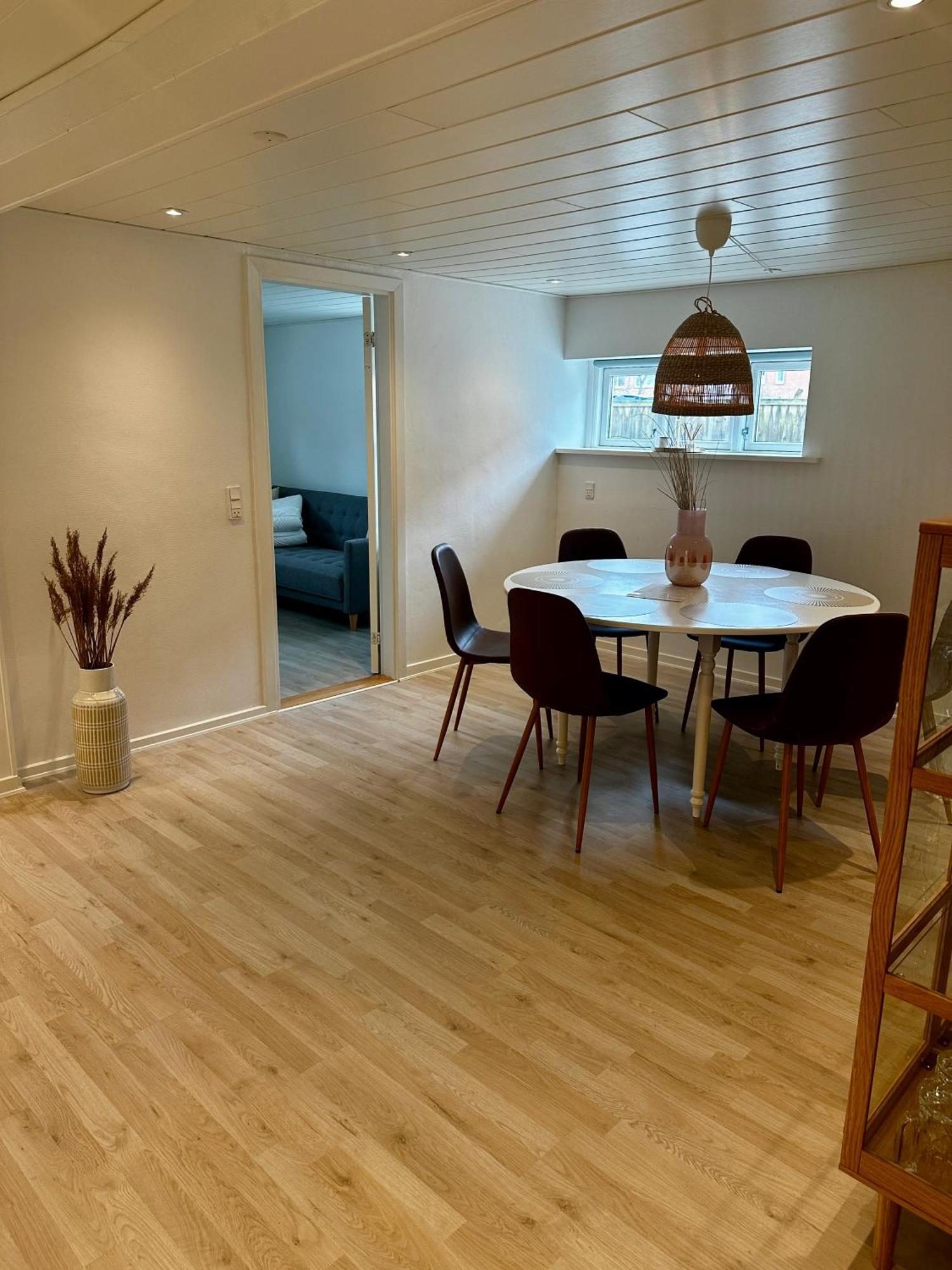 Skon Lejlighed Med Egen Terrasse Og Have Taet Pa Centrum I Skagen Exteriér fotografie
